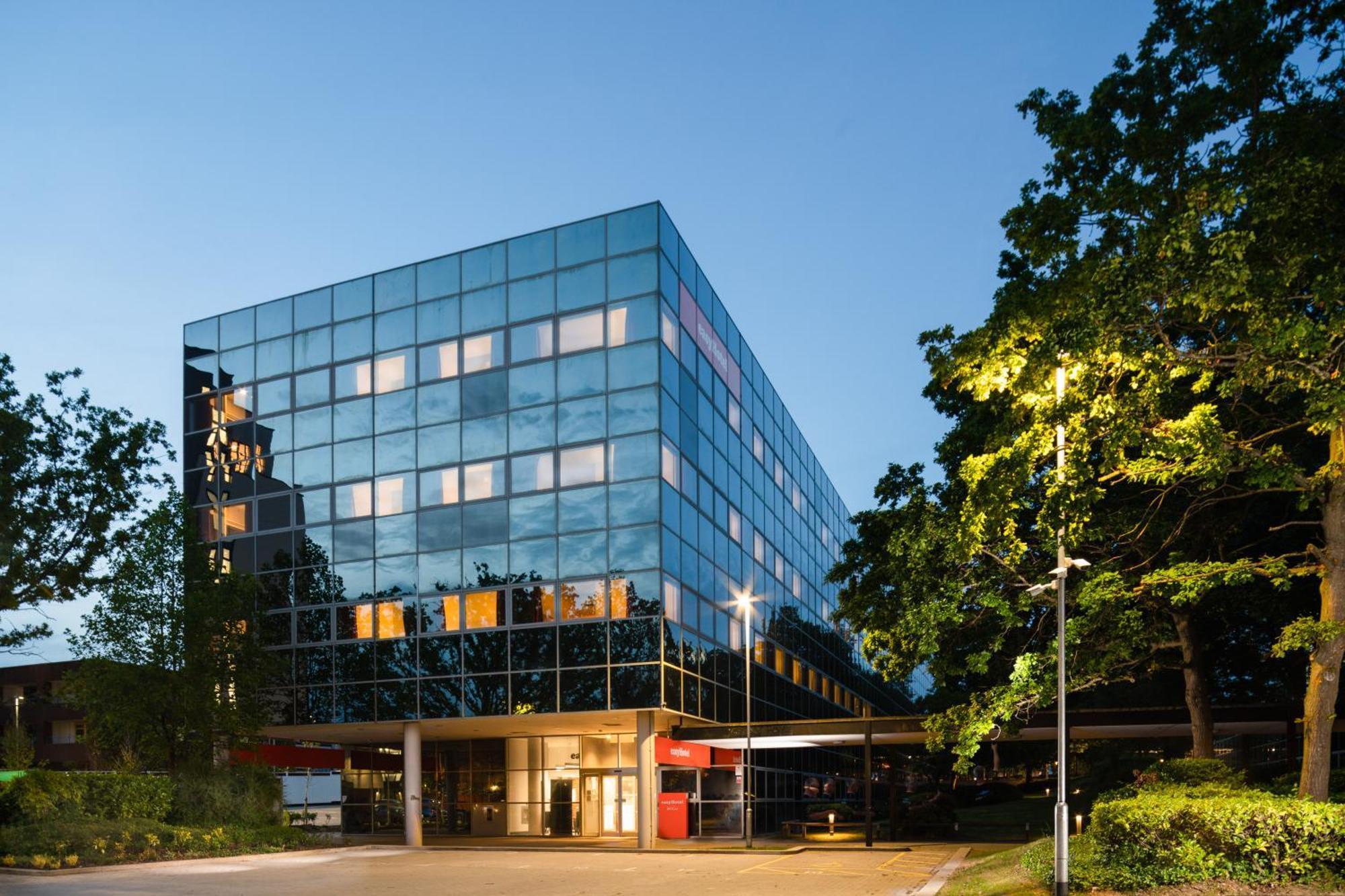 Easyhotel Milton Keynes Bagian luar foto