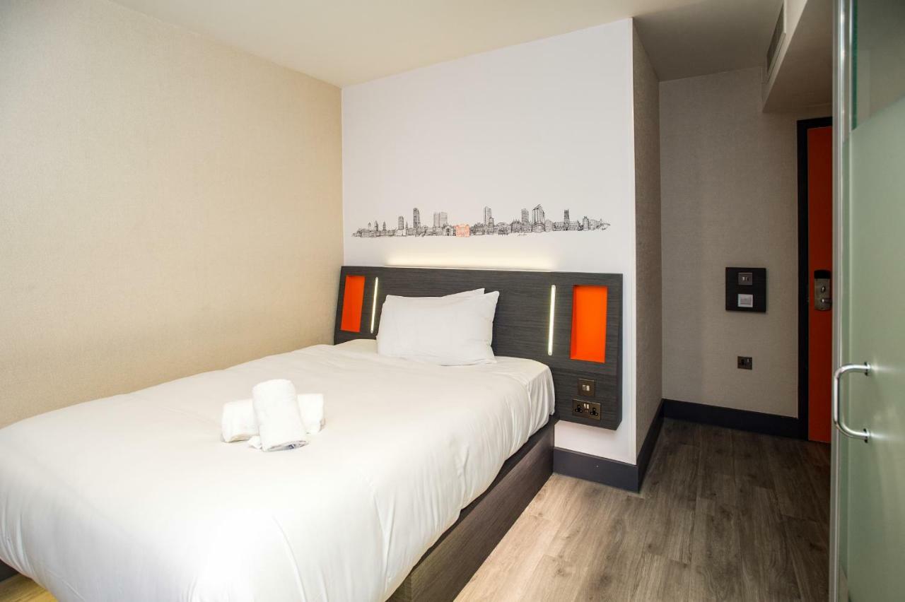 Easyhotel Milton Keynes Bagian luar foto